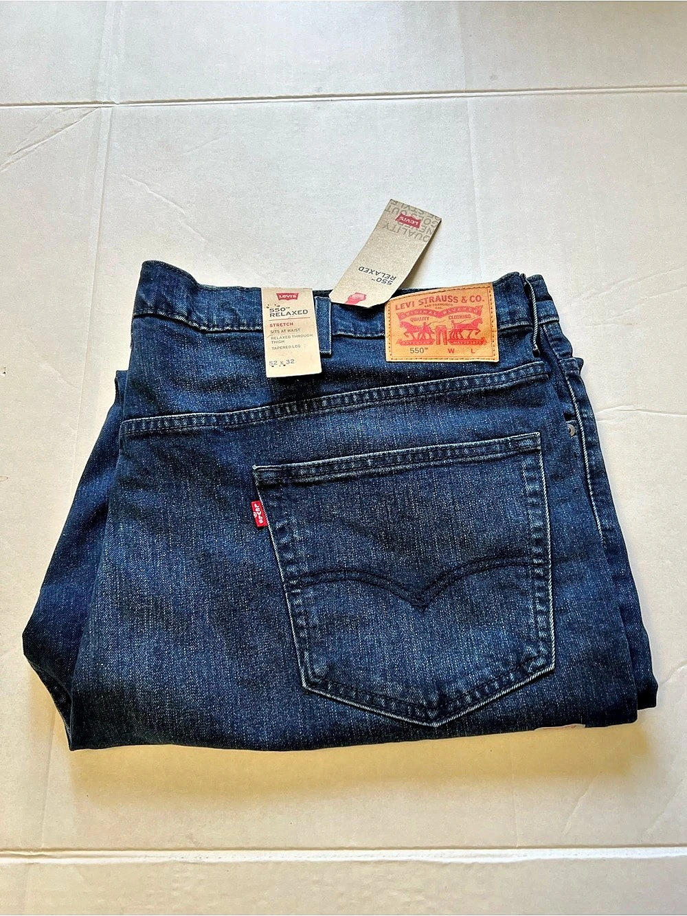 Levi's 512 Men's Jeans Waist 52x32 NWT